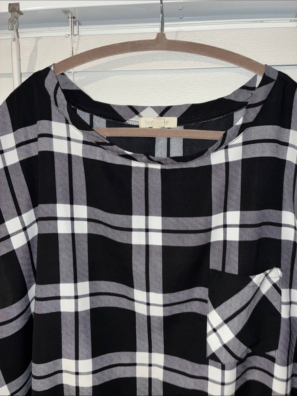 loralette Black and White Plaid Short Sleeve Tunic - Picture 2 of 10